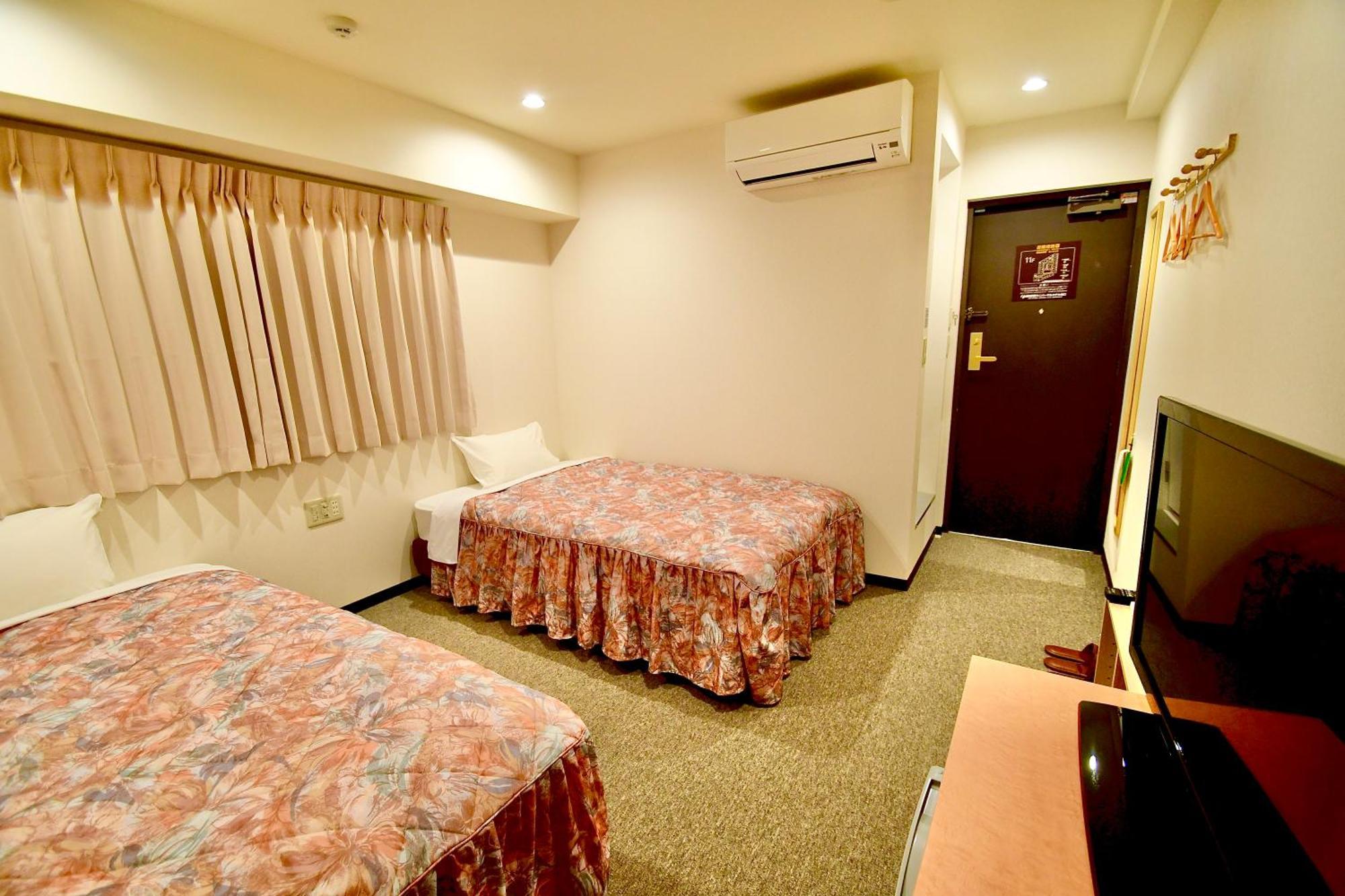 Himeji Ekimae Universal Hotel Minamiguchi מראה חיצוני תמונה